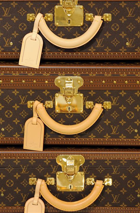 louis vuitton e mondo del viaggio|Bauli e valigie diventati icona, da quelli di Guccio .